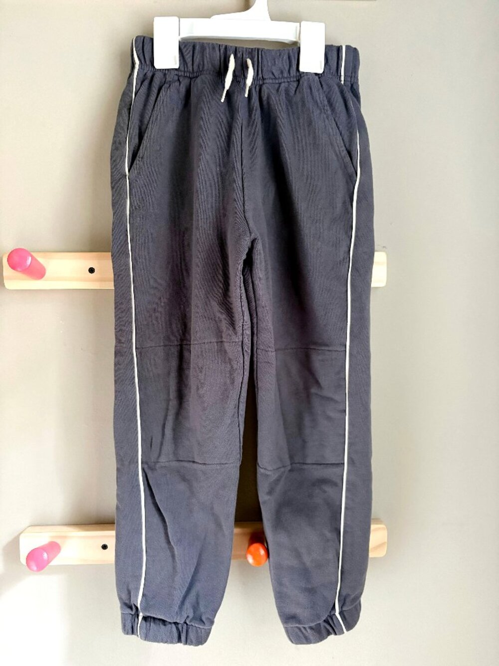Hanna Andersson Slim Fit French Terry Double Knee Sweatpants in Granite Gray